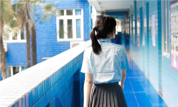 碑林如何找到一个可以帮助我生孩子的女人？